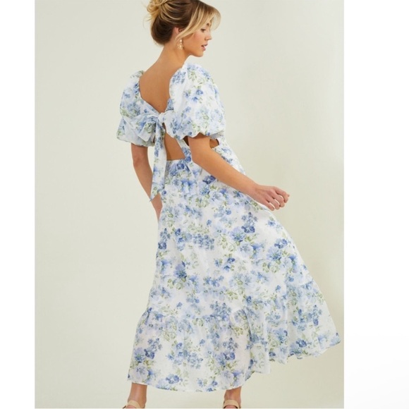 Altar'd State Dresses & Skirts - NWOT Altar’d State Micayla Midi Dress